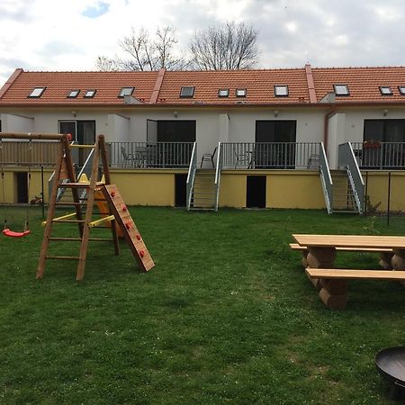 Apartmany Hlohovec Dış mekan fotoğraf